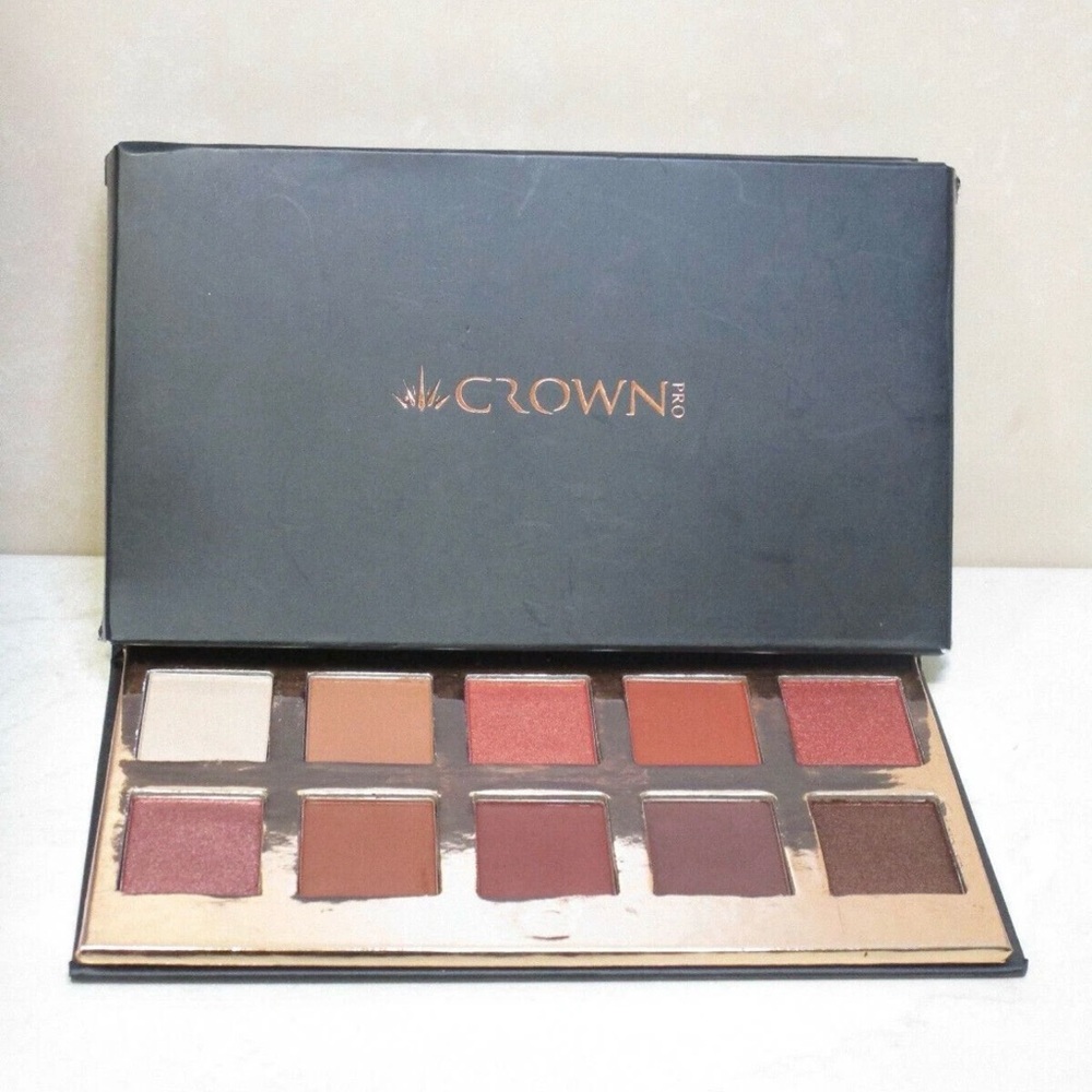 Crown Pro Eyeshadow Palette